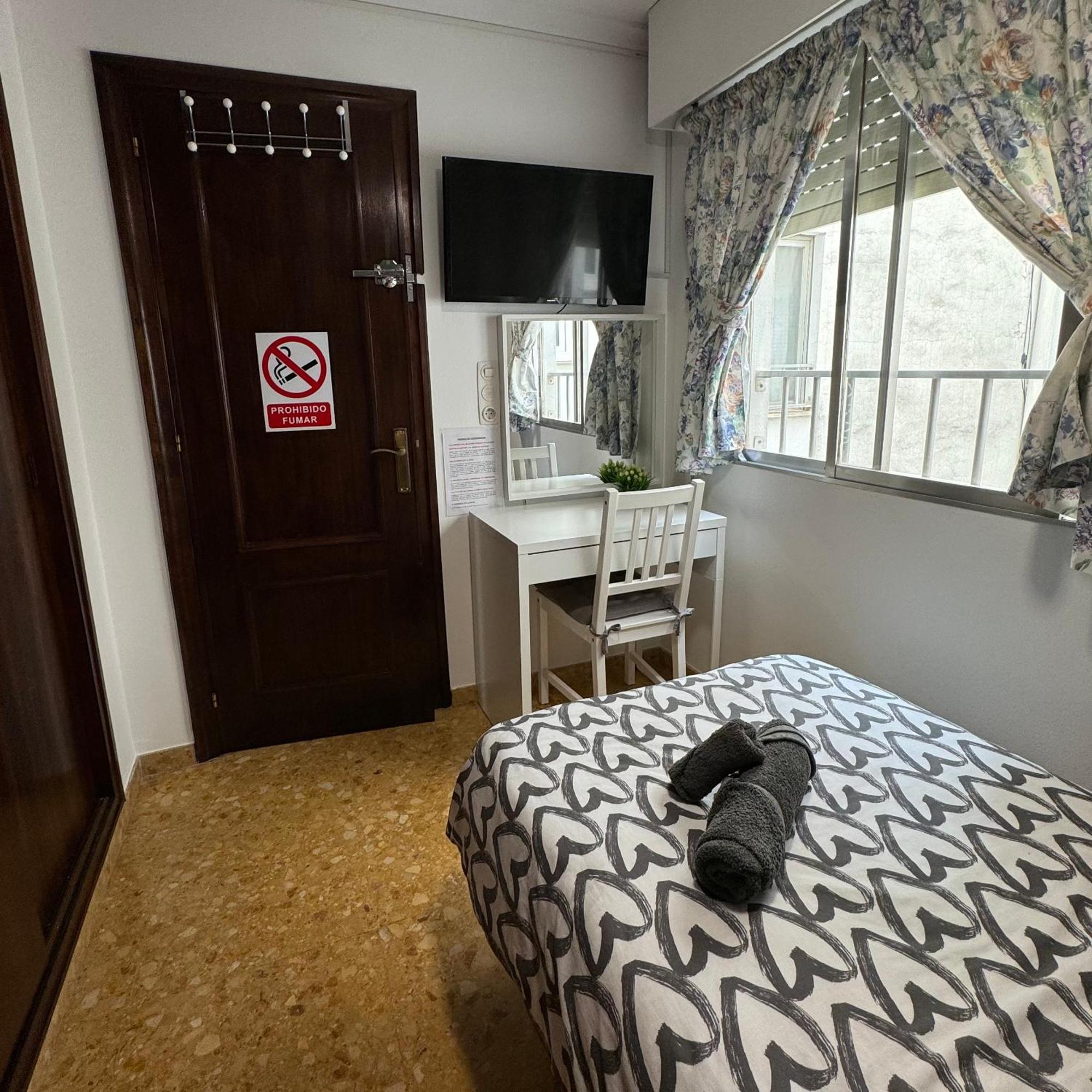 Habitaciones En Gandia A 5 Min Del Centro Historico מראה חיצוני תמונה